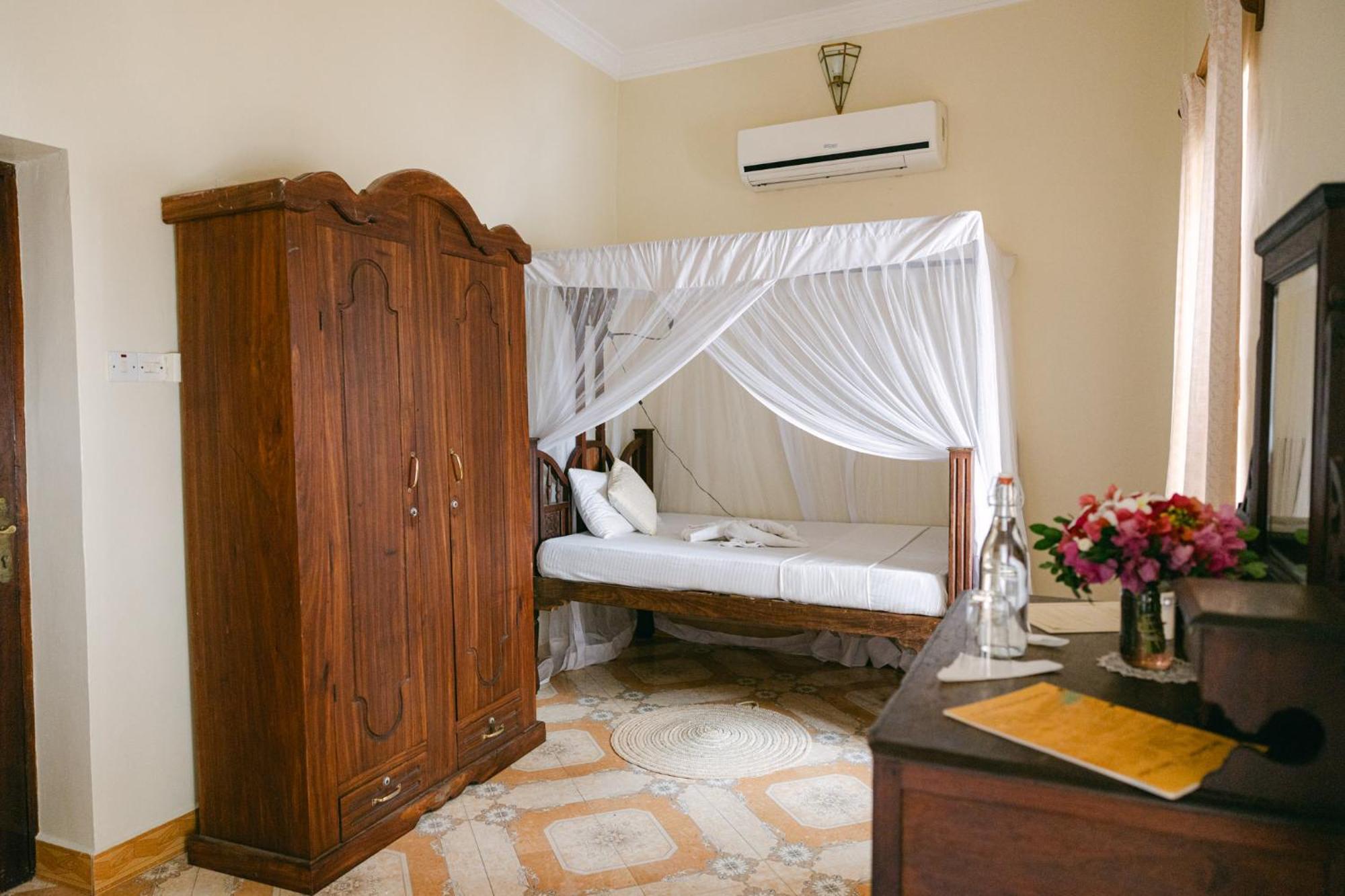 Caravan Serai * Zanzibar